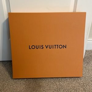 Louis Vuitton magnetic Box (Large)